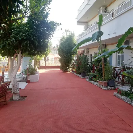 Uenal Boutique Otel Kemer
