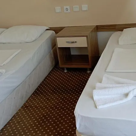 Uenal Boutique Kemer