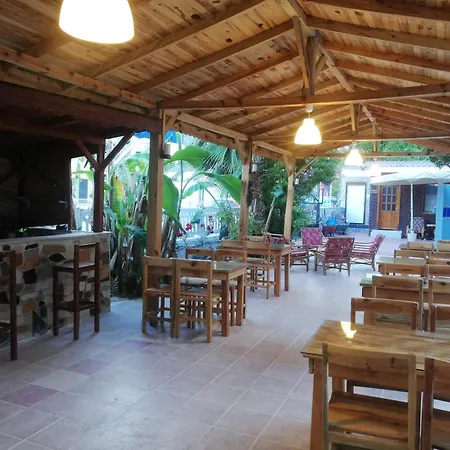 Uenal Boutique Otel Kemer